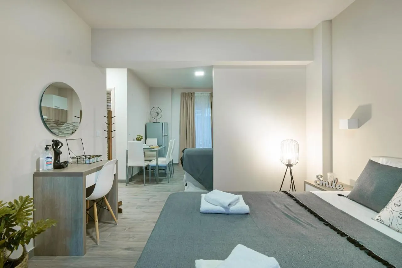 Dedis Apartment Neos Marmaras