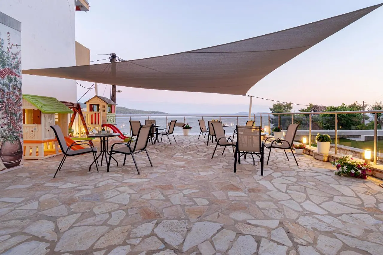Dedis Apartment Neos Marmaras