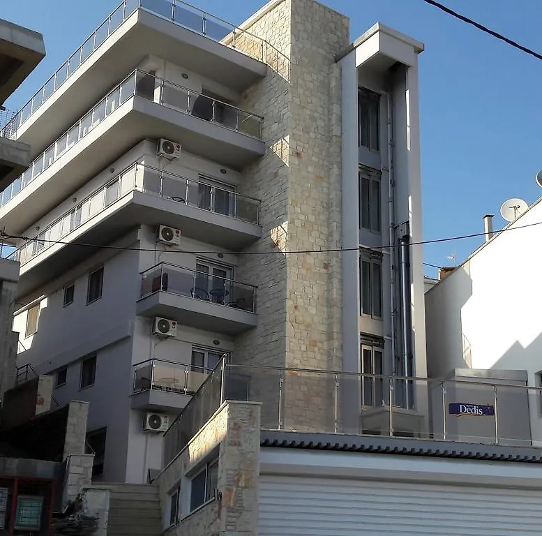 Dedis Apartment Neos Marmaras